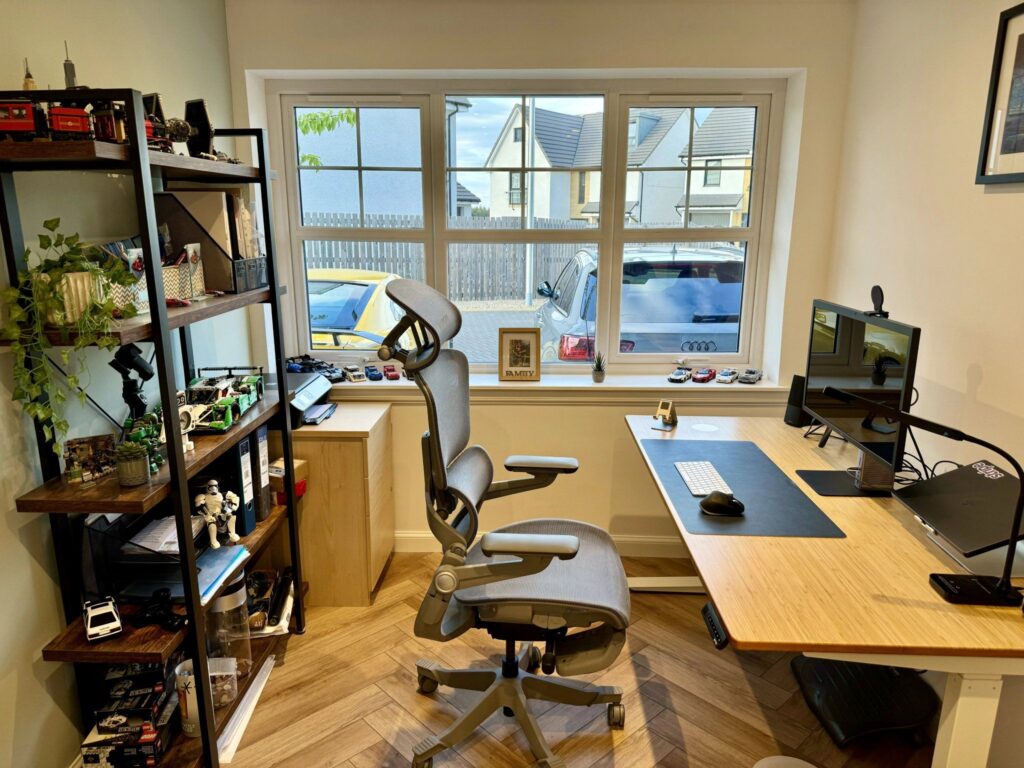 Small Office Setup in Paris